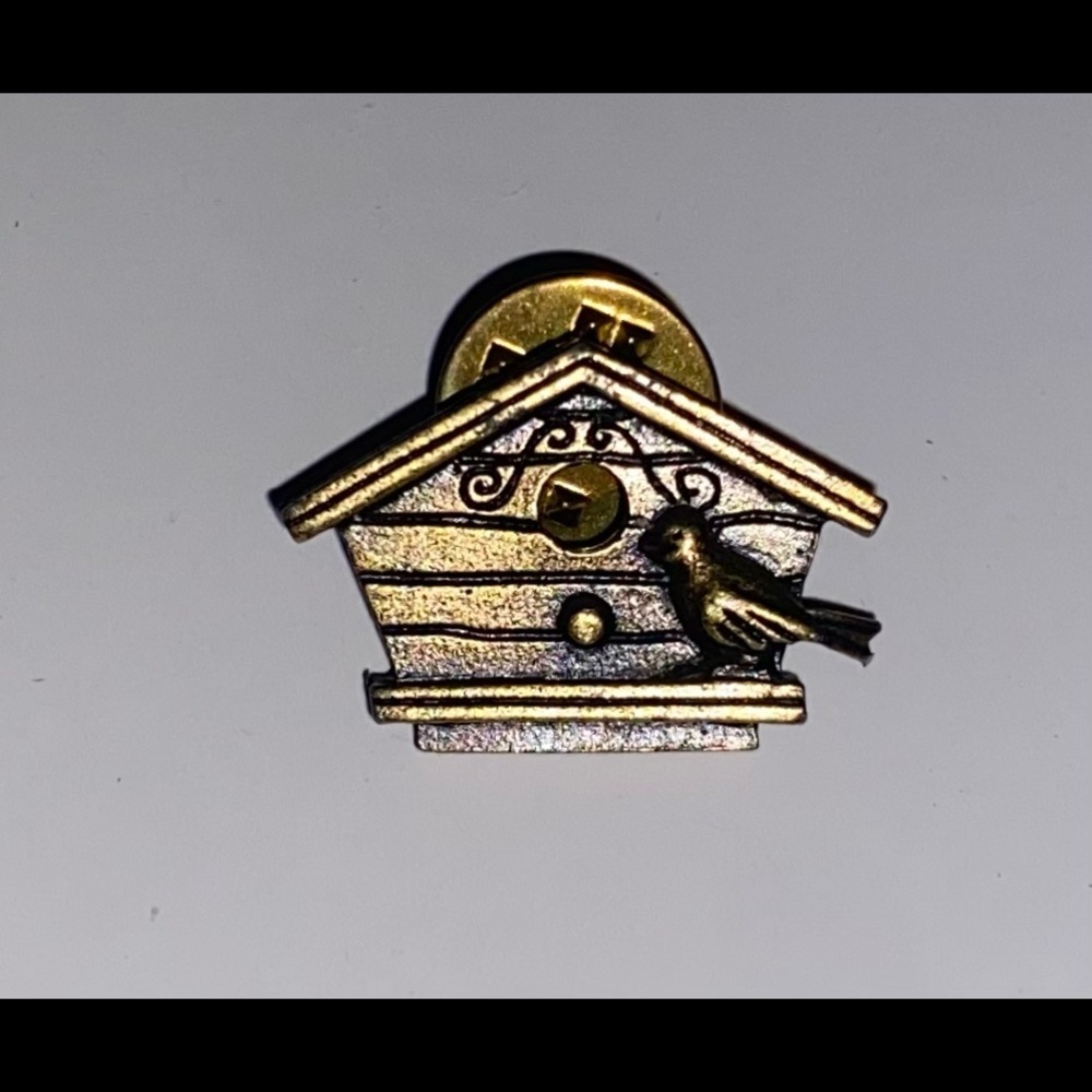 Vintage‎ JJ Jonette, Small Bird House Patina Pin